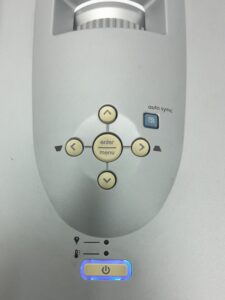 HP DLP Projector with 795 Lamp Hours Used vp6120 - Image 9