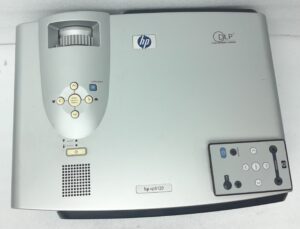 HP DLP Projector with 795 Lamp Hours Used vp6120 - Image 5
