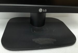 Lg_Flatron_L1718s-bn_3
