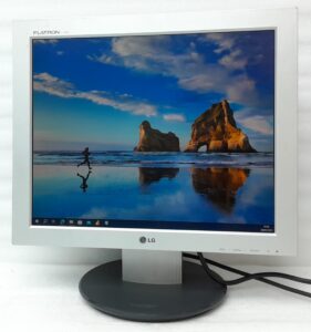 Lg_Flatron_L1730ssnt_L17ns-3_1
