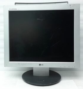 Lg_Flatron_L1730ssnt_L17ns-3_2