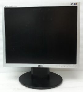 Lg_Flatron_L1750s-sn_2