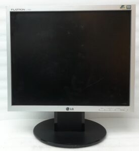 Lg_Flatron_L1750s-sn_2
