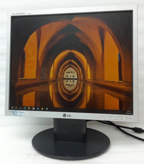 Lg_Flatron_L1750sq-sn_1