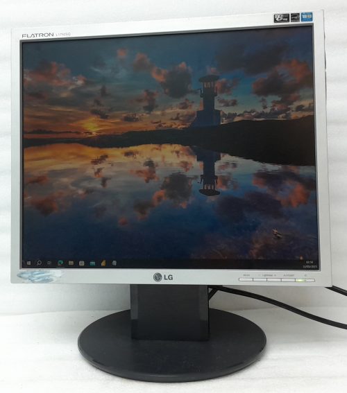 Lg_Flatron_L1750sq-sn_1
