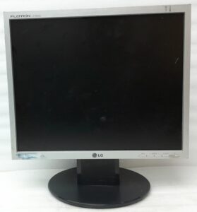 Lg_Flatron_L1750sq-sn_2