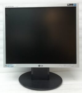 Lg_Flatron_L1750sq-sn_2