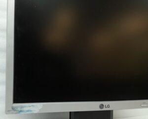 Lg_Flatron_L1750sq-sn_3
