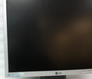Lg_Flatron_L1750sq-sn_3