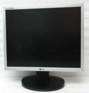 Lg_Flatron_L1752s-sf_2