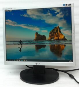 Lg__Flatron_L1752s_(l1752sq)_1