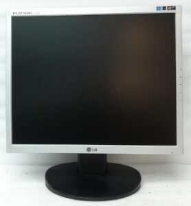 Lg__Flatron_L1752s_(l1752sq)_2