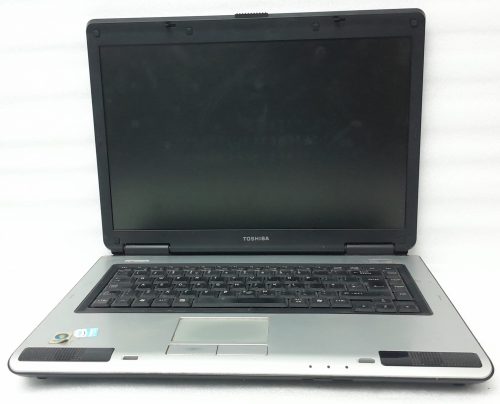 Toshiba_Equium_L40-10z_2