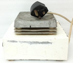 Stuart Magnetic Stirrer Hotplate SM3 - Image 4