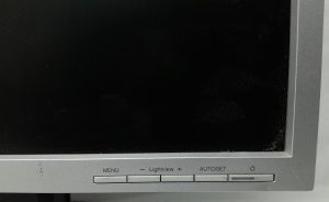 Lg_Flatron_L1750s-sn_3