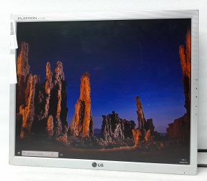 Lg_Flatron_L1753s-sf_1