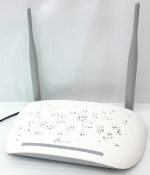 TP-Link 300Mbps Wireless N USB VDSL/ADSL Modem Router TD-W9970