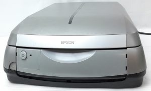 Epson Perfection 4990 Photo Scanner J131B