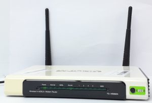 TP-Link Wireless N ADSL2+ Modem Router TD-W8960N