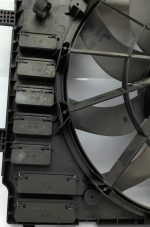 Porsche Cayenne Engine Cooling Fan Radiator 7P0121207B - Image 7