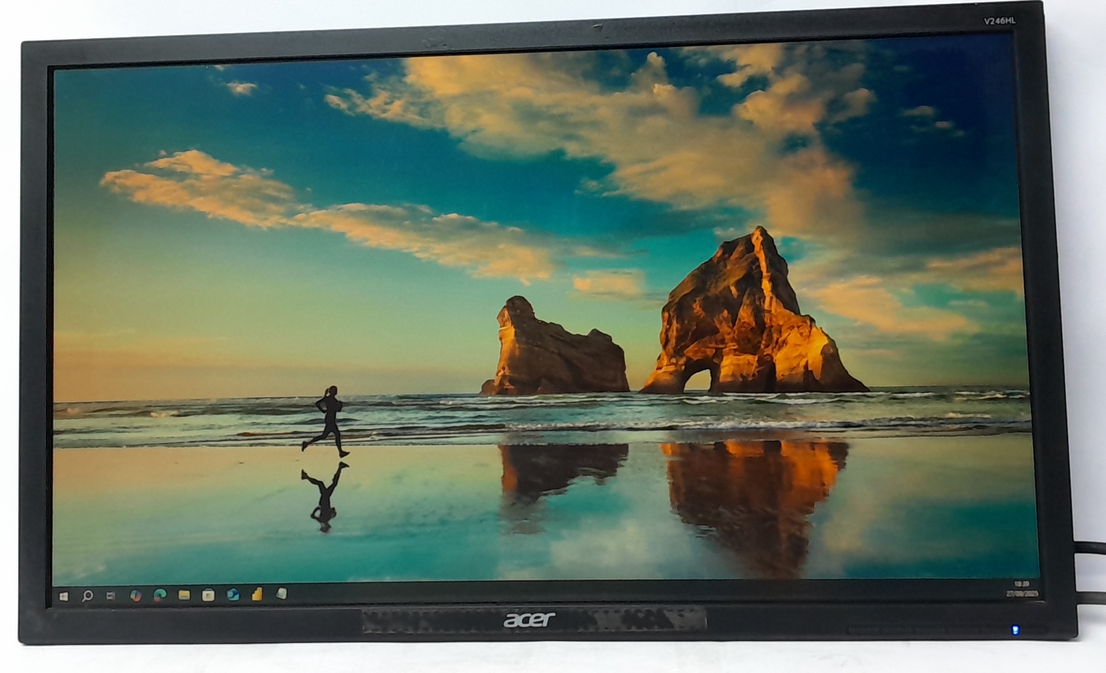 Acer_V246hl_1.jpg Acer_V246hl_1