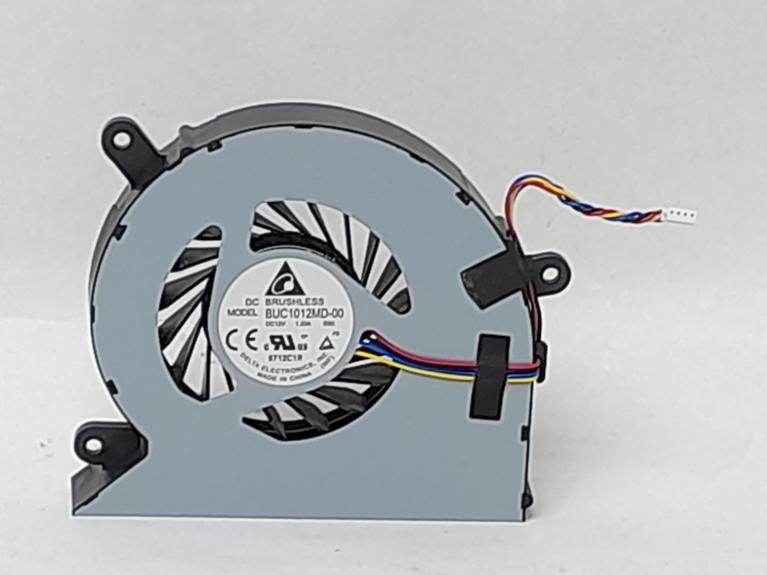 Acer_AspireZ24-890_1-1.jpg Acer Aspire Z24-890
