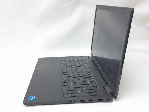 Dell_Latitude_3520_2