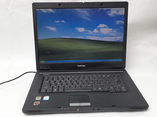 Toshiba_Satelite_L30_1