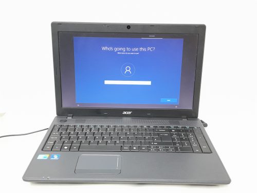 Acer_Travelmate_5744_1