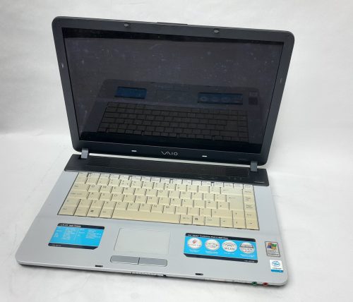 Sony_Vgn-fs285e_1