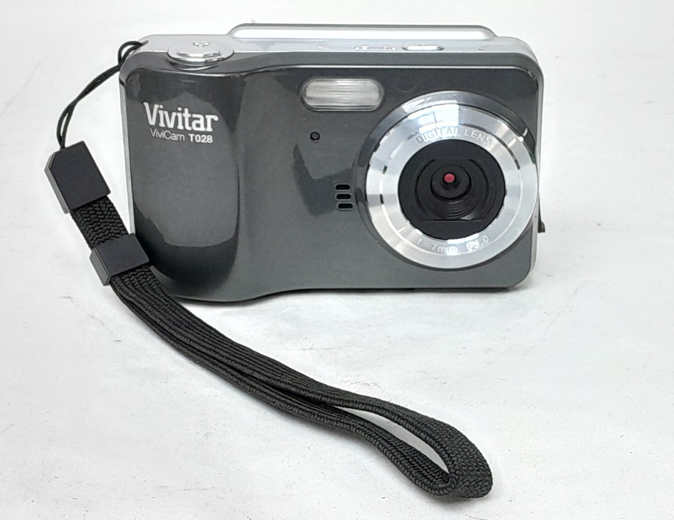 Vivitar_VivicamT028_1-1.jpg Vivitar Vivicam T028