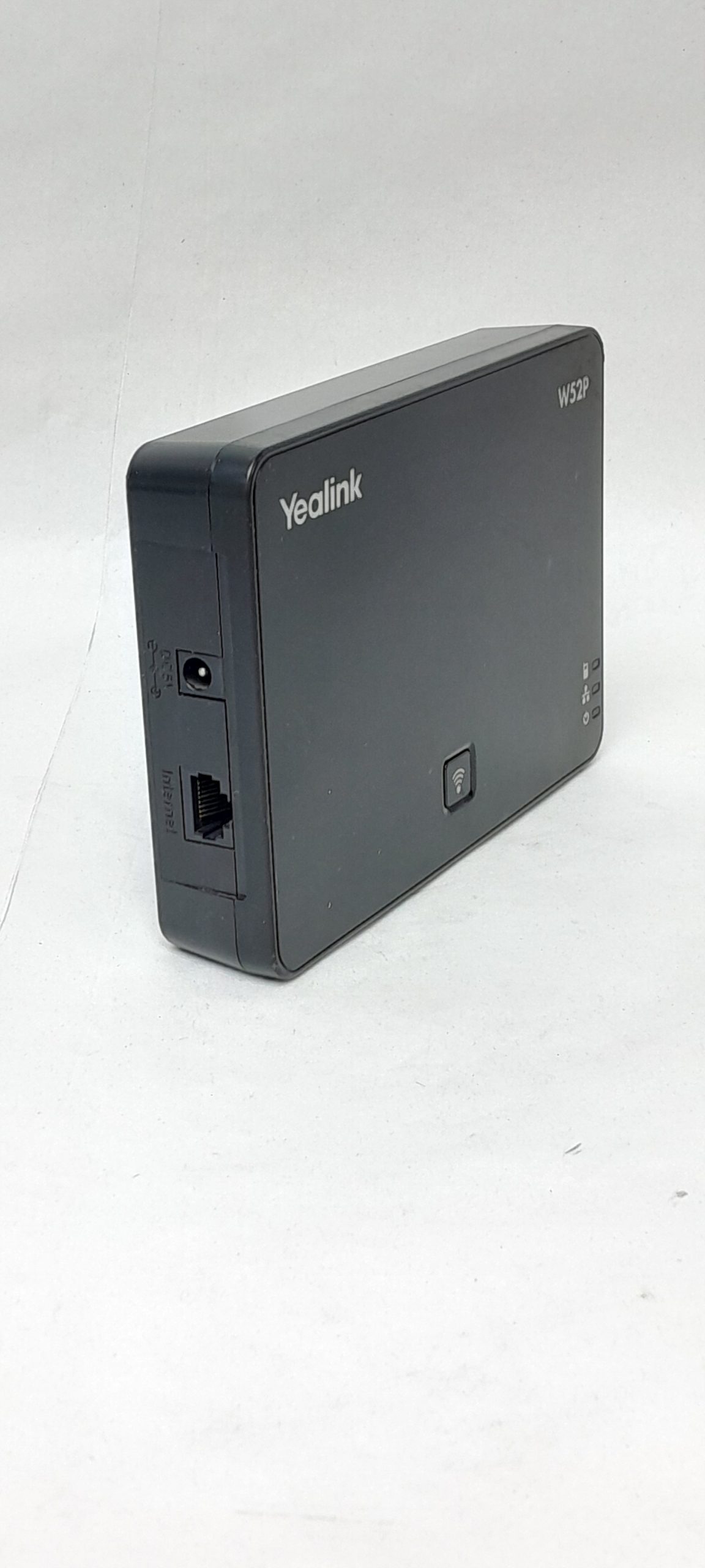Yealink_W52p_1-2.jpg Yealink W52p