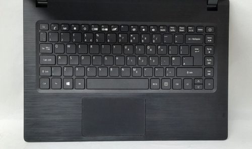 Acer_Aspire_3_A31421_2