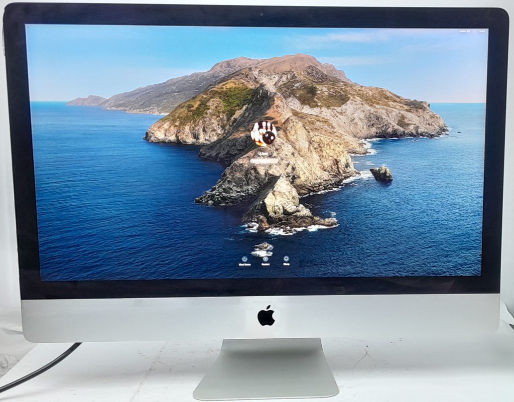 Apple_iMac_18,3_1