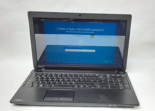 Toshiba_Satelite_C50d-a-138_1