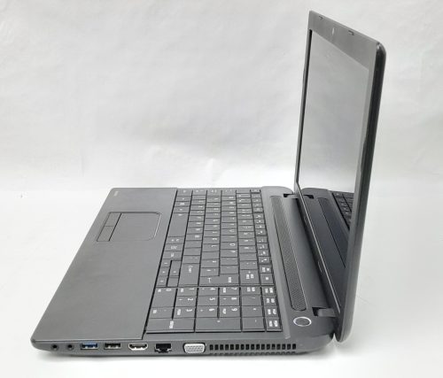 Toshiba_Satelite_C50d-a-138_2