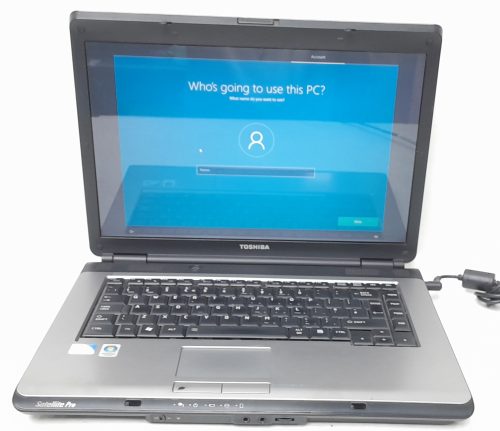 Toshiba_Satelite_Pro_L300_1
