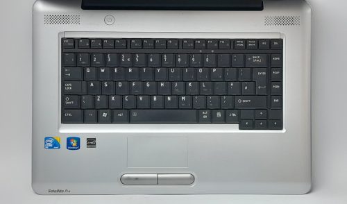 Toshiba_Satelite_Pro_L450_17p_2