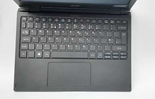Acer_Travel_Mate_B118_N16q15_2