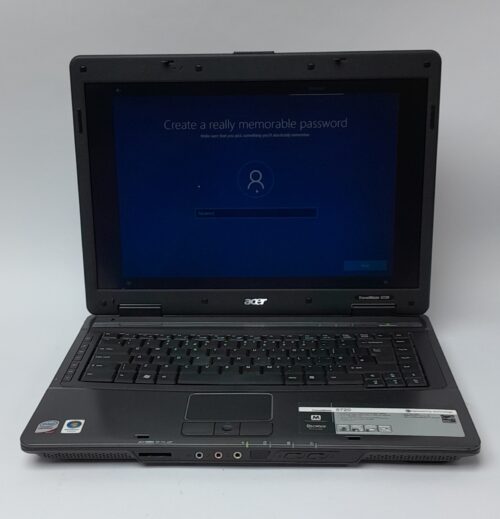 Acer_Travelmate_5720_1