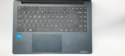 Dynabook_Satelite_Pro_C40-j-11i_2