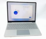 Microsoft_Surface_Laptop_Go_1943_1