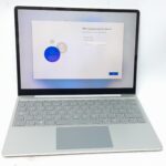Microsoft_Surface_Laptop_Go_1943_1