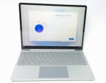 Microsoft_Surface_Laptop_Go_1943_1