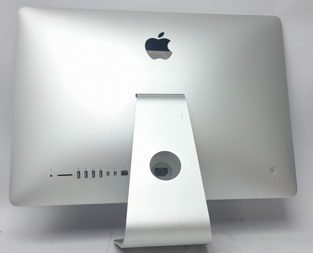 Apple_iMac11,2_2