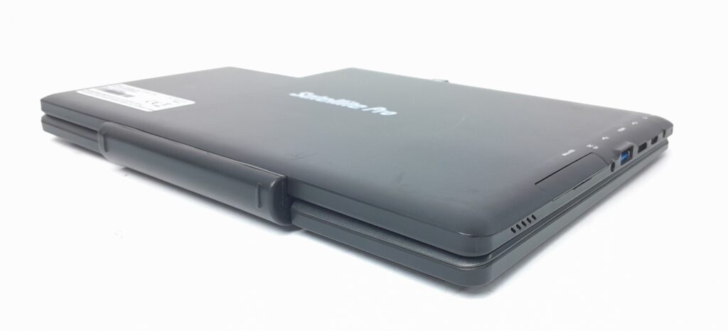 Dynabook_Satellite_Pro_Et10-g-105_2