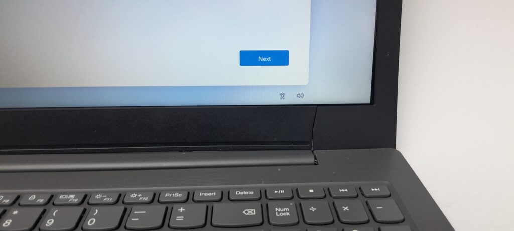 Lenovo_V130-15ikb_2
