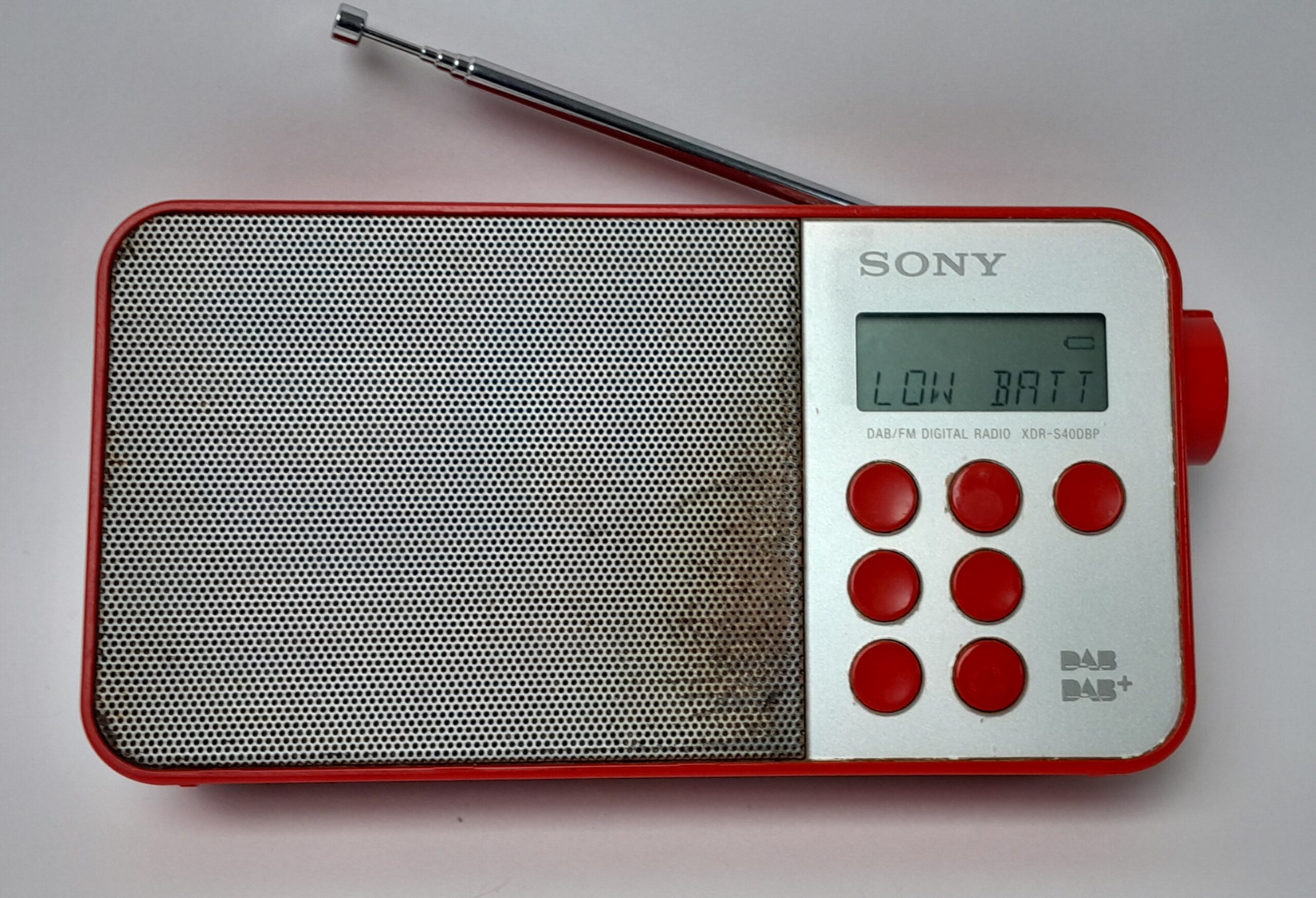 Sony_Xdr-s40dbp_1.jpg Sony Xdr-s40dbp
