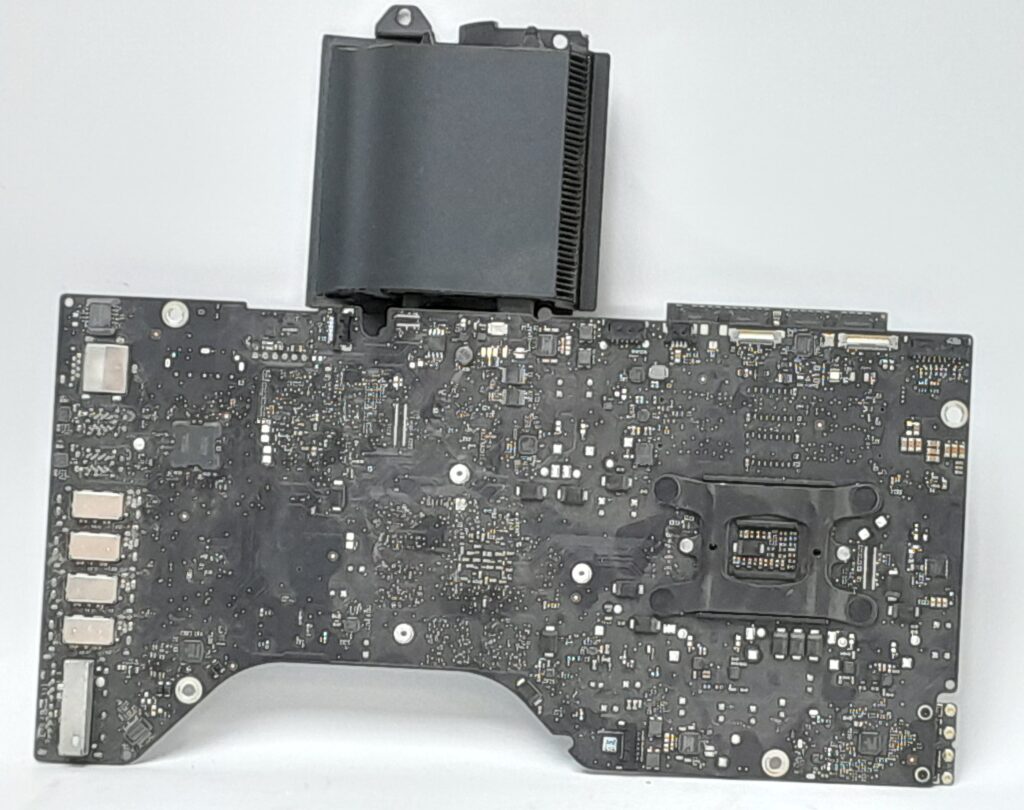 APPLE A1418 820-3302-a Logicboard #51338