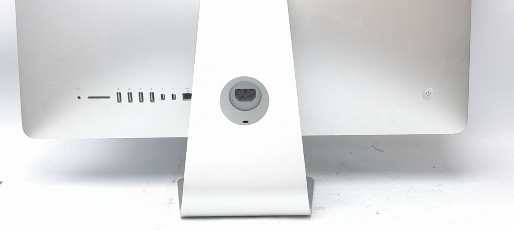 Apple_imac_14,1_2